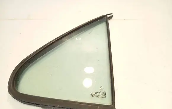 Peugeot 306 Rear side window DOT211M89AS2 43R000015