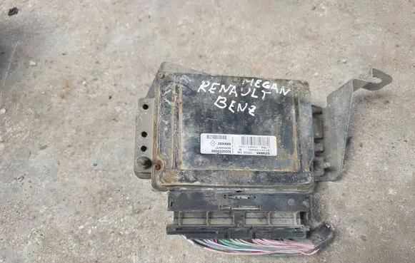 Renault Scenic I Engine control unit/module 8200059086