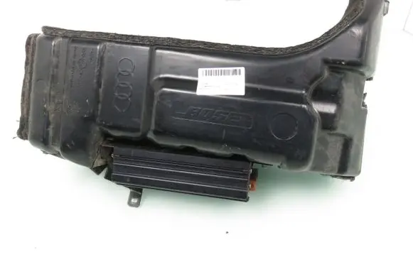 Audi A6 S6 C5 4B Subwoofer speaker 4B9035382A