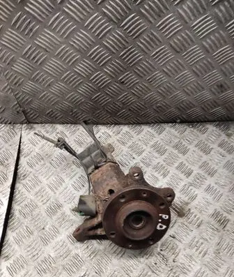 Peugeot 206 Front wheel hub