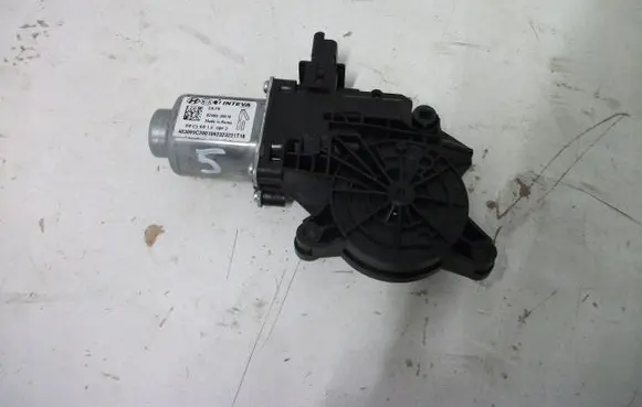 KIA Stinger Rear door window regulator motor