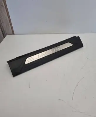 Jaguar XE Rear sill trim cover GX7313200E GX7313200D 13200EC8PVJ