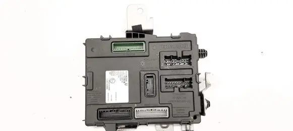 Nissan Qashqai Central body control module 284B14CB2A