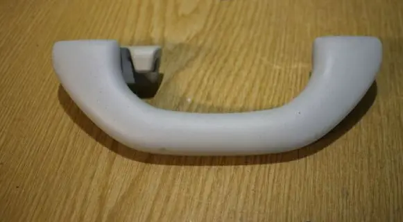 Volkswagen Touran I Rear interior roof grab handle 6N0857607AC