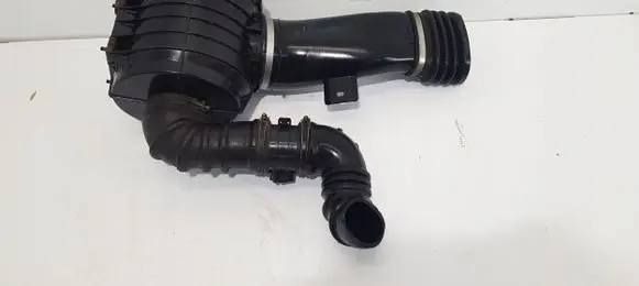 Volkswagen Golf V Air filter cleaner box bracket assembly 