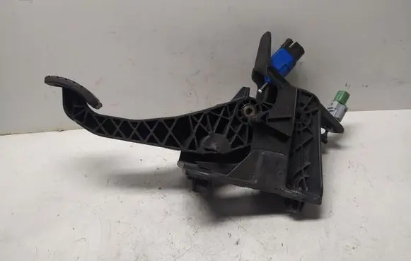 Clutch pedal