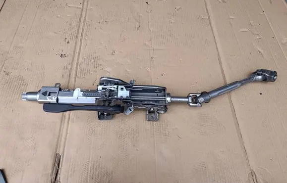 Audi A3 8Y Steering wheel axle 5WB419502F 090123015432