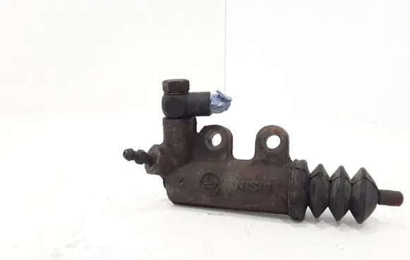 Toyota Yaris Clutch slave cylinder 