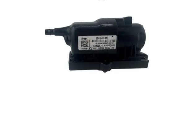 Audi TT TTS Mk2 Secondary air pump 8S0881873