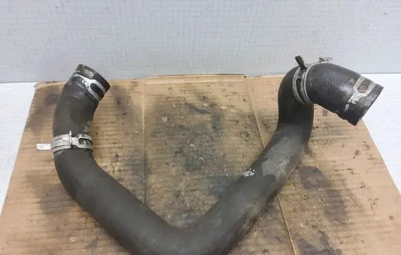 Citroen Berlingo Engine coolant pipe/hose