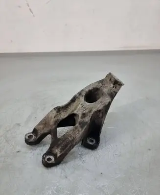 Audi A5 Sportback 8TA Engine mounting bracket 8k0199307