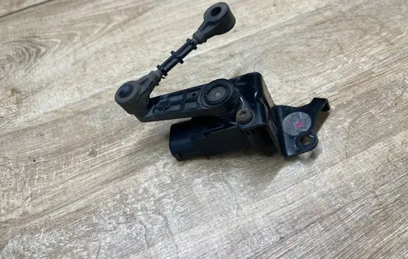 Jaguar F-Pace Headlight/headlamp level sensor GX733C279AA
