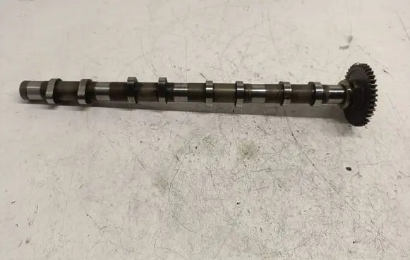 BMW 5 F10 F11 Camshaft 8506077