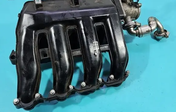 BMW 3 E90 E91 Intake manifold 7795393 IMPRK1559216