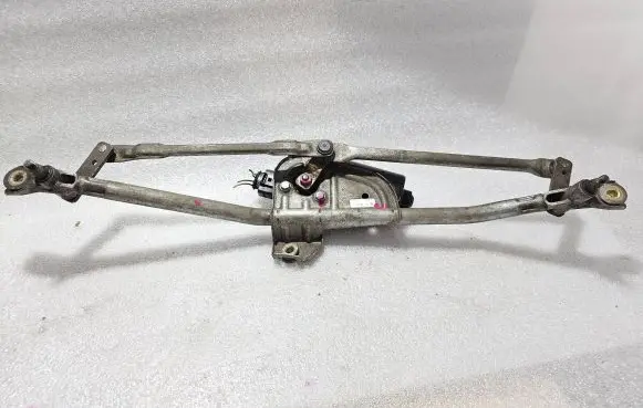 Audi A6 S6 C5 4B Front wiper linkage and motor 4B1955023E