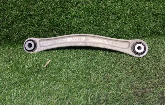 Volkswagen Touareg II Rear control arm 7L0505376A
