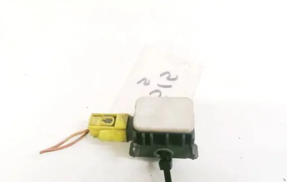 Mercedes-Benz R W251 Airbag deployment crash/impact sensor 0038202926