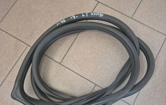Hyundai i40 Rubber seal rear door