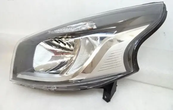 Renault Trafic III (X82) Headlight/headlamp 260600500R