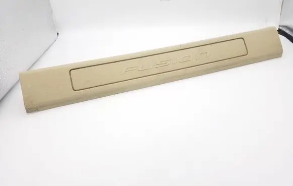 Ford Fusion II Front sill trim cover DS73F13200A