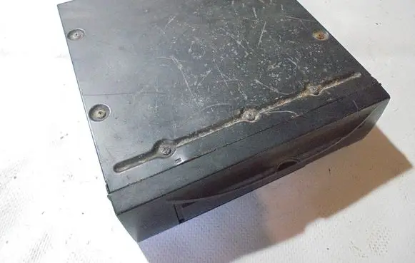 Volvo XC90 Navigation unit CD/DVD player 30752870-1