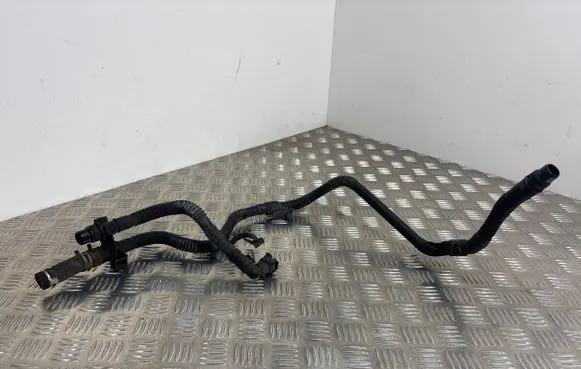 Hybrid/electric vehicle battery cooling hoses/tubes