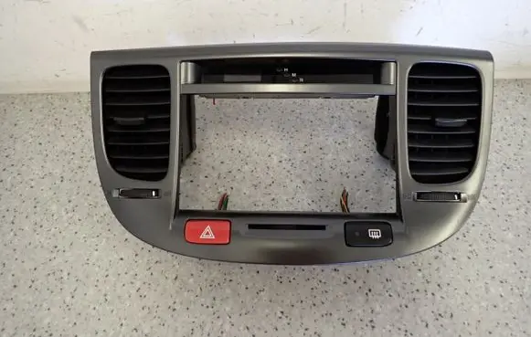 KIA Rio Dash center air vent grill