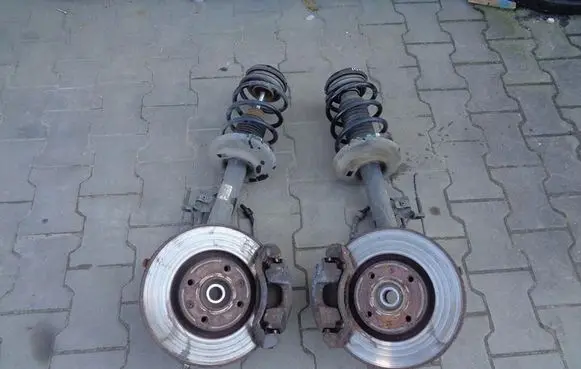 Renault Megane III Front wheel hub MCPERSON