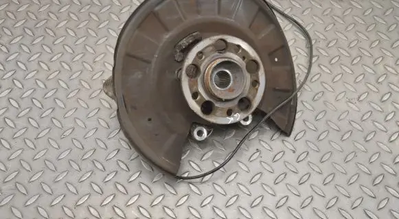 Mercedes-Benz SL R231 Rear wheel hub