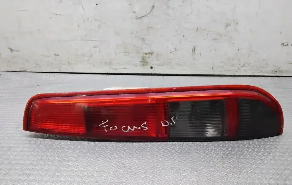 Ford Focus Rear/tail lights 4M5113N004