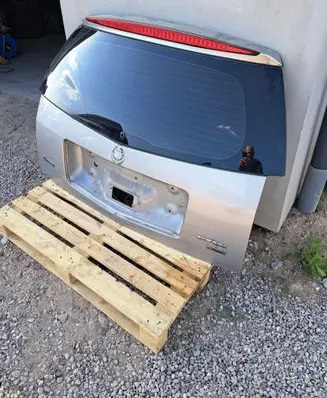 Cadillac SRX Tailgate/trunk/boot lid