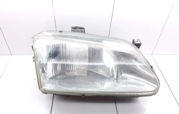 Renault Scenic I Headlight/headlamp E24706