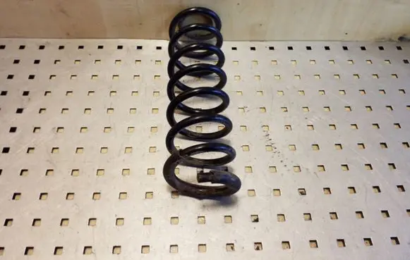 Mercedes-Benz A W168 Rear coil spring