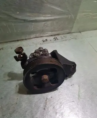 Infiniti FX Power steering pump