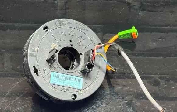 Mercedes-Benz Sprinter W906 Airbag slip ring squib (SRS ring) A9065402545