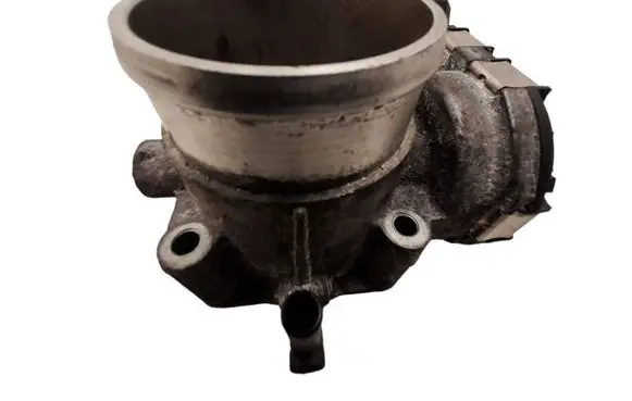 Audi A4 S4 B5 8D Throttle valve 06A133062C