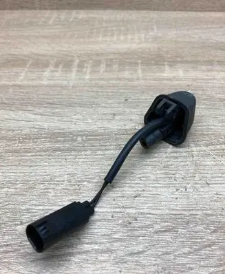 BMW 3 E90 E91 Windshield washer spray nozzle 8365385 19636584