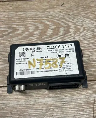 Volkswagen Tiguan Other control units/modules 5NA035284