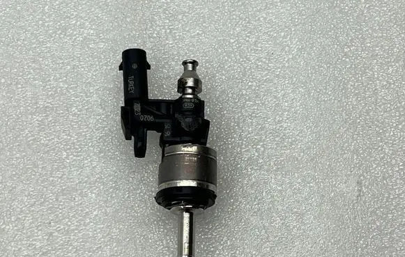 Audi Q2 - Fuel injector 05E036A 026150006Z