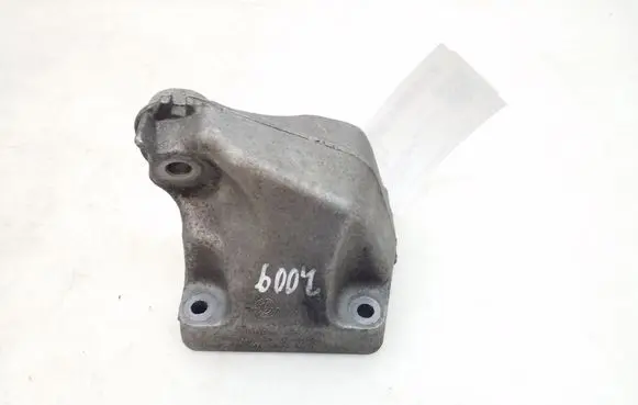 Mercedes-Benz ML W164 Engine mounting bracket A6422230204