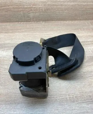 Mercedes-Benz S W220 Front seatbelt 00064577 2208601485