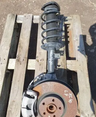 Volvo XC40 Front shock absorber/damper 32246641