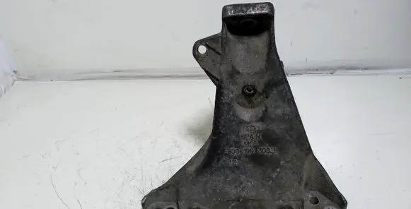 Audi A6 S6 C5 4B Engine mounting bracket 8D0199308 8D0199308L