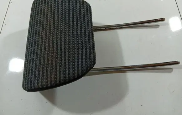 Mercedes-Benz A W169 Front seat headrest 