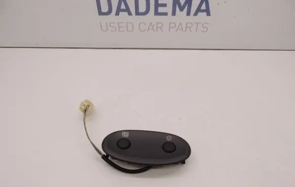 Toyota Yaris Cruise control switch D192