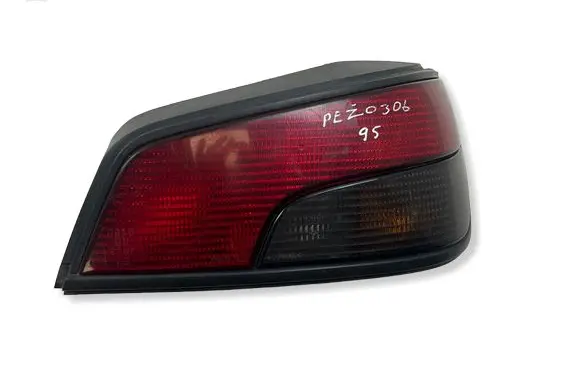 Peugeot 306 Rear/tail lights 
