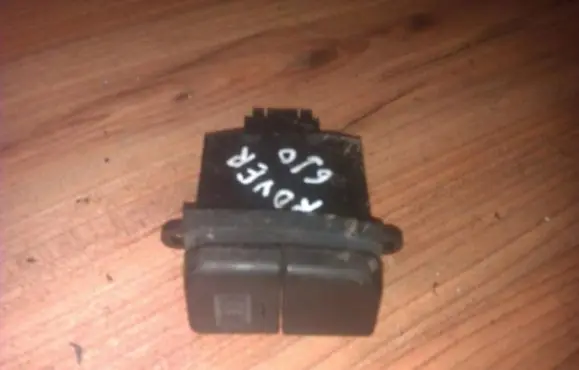 Fog light switch