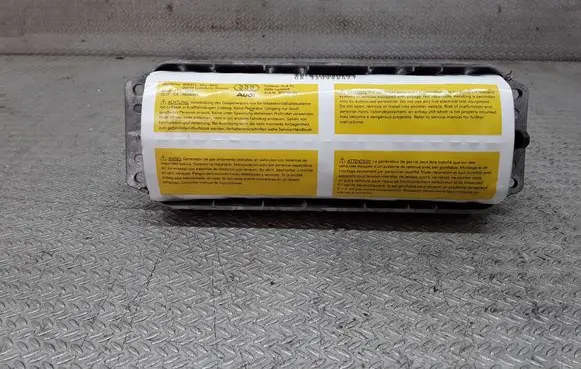 Audi A3 S3 8P Passenger airbag 8P0880202