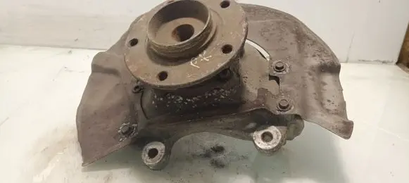 BMW 5 E60 E61 Front wheel hub 6760953