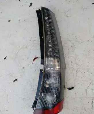 Mitsubishi Grandis Rear/tail lights 22087642
